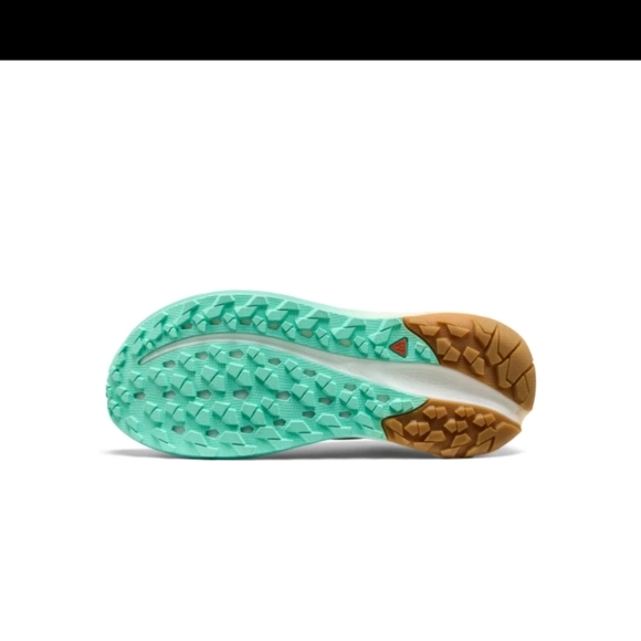 Keen Women's Roam Trail Running Shoe - Birch/Cabbage - Picture 5 of 7